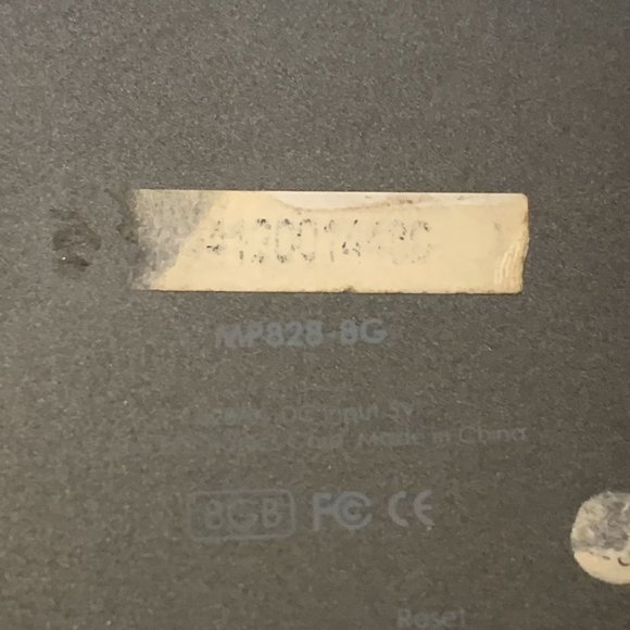 Coby 8 GB Digital Media Player - Works, Battery Dead / Parts - Repair - Picture 5 of 7